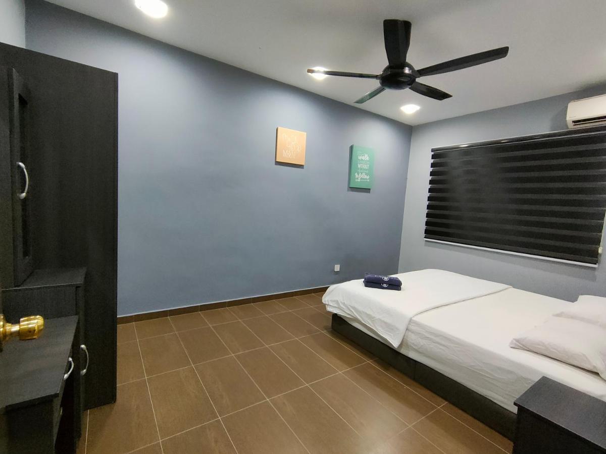 Three-Bedroom House At Tyara Homestay Sunway Petaling Jaya Exteriör bild